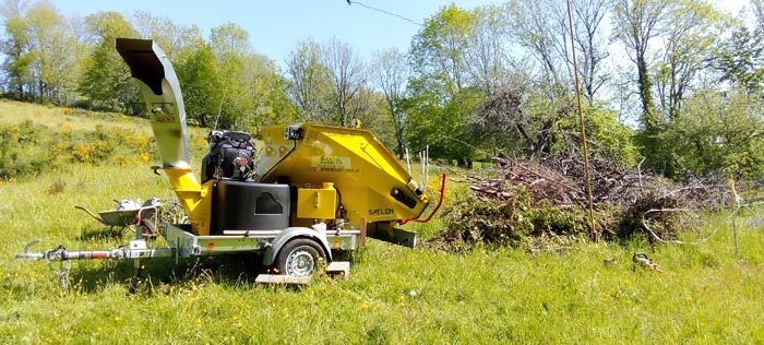 Nicolas Lherme broyage des déchets  dans le Cantal 15000